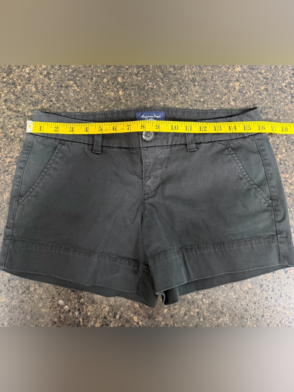 American Eagle Outfitters Black Low-Rise Women's 4 Denim Chino Bermuda Shorts - Picture 5 of 10